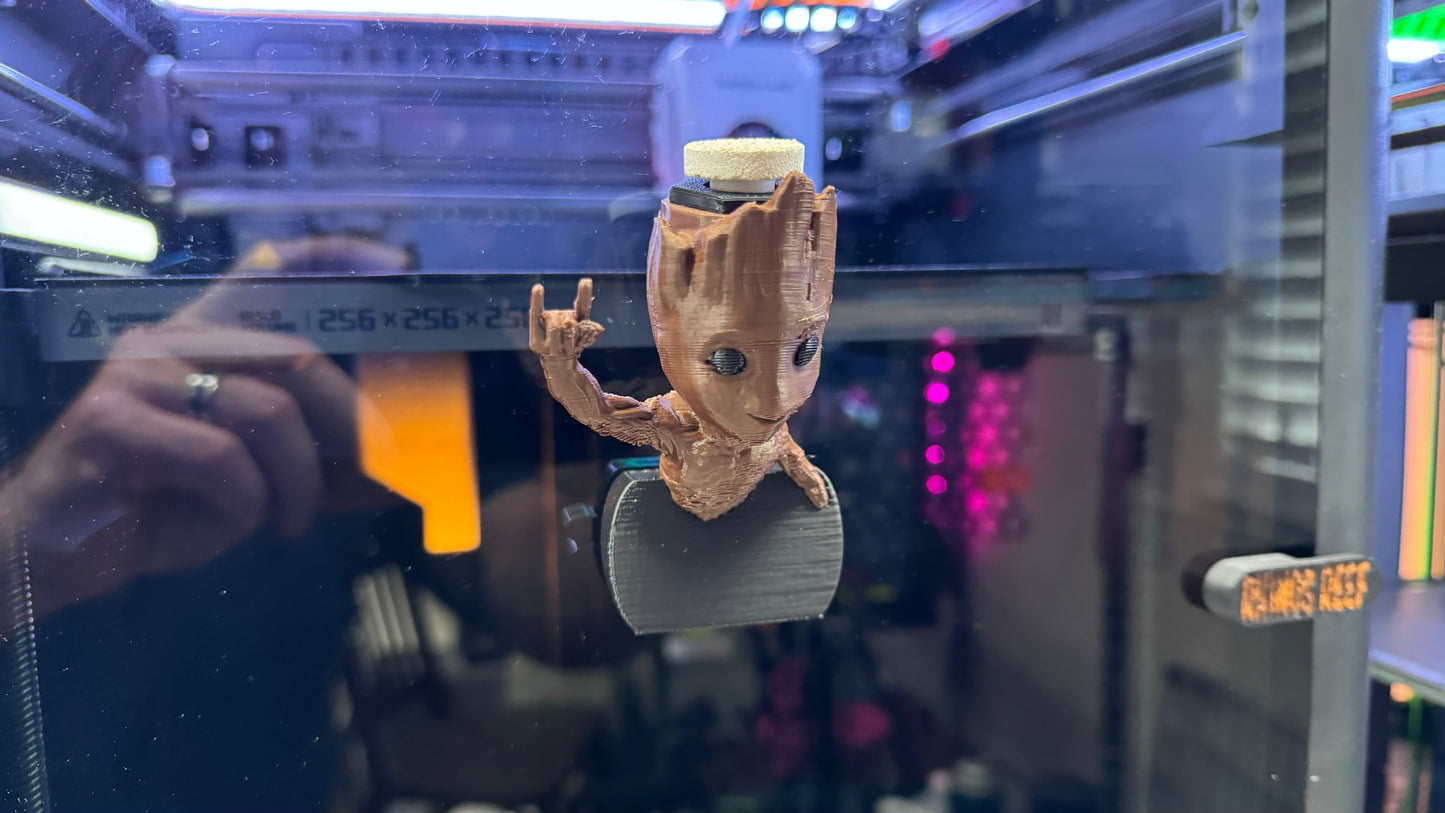 Magnetic Groot
