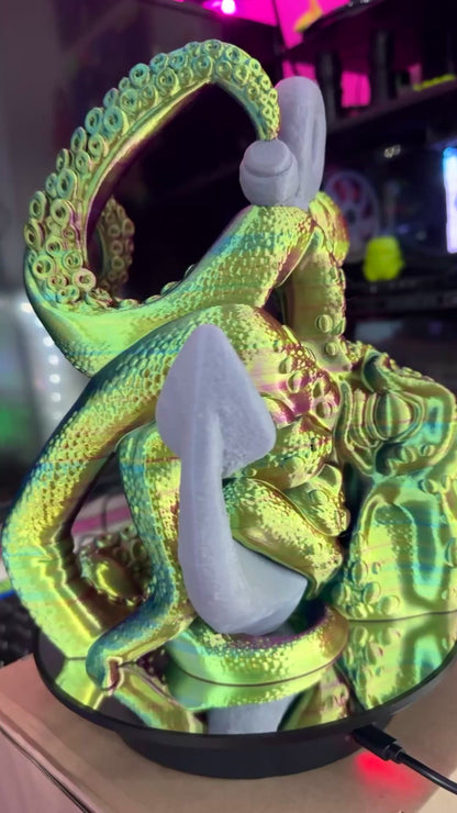 Pino the octopus bottle holder